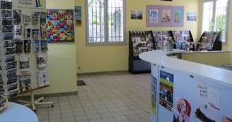 Intérieur Office de Tourisme Mornac